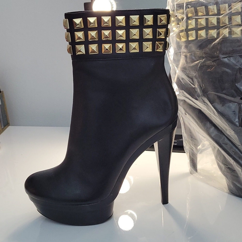 Michael Kors boots